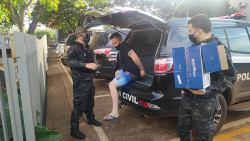 Traficante preso na manhã de hoje (Imagem: Adilson Domingos)