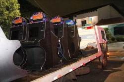 Polícia apreende 14 máquinas e fecha cassino clandestino