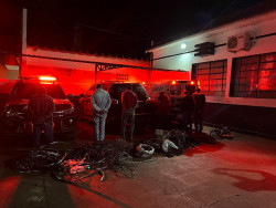 Polícia prende quatro pessoas por furto e receptação de fios