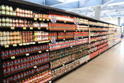 Preço da cesta básica varia quase 20% em supermercados de Dourados