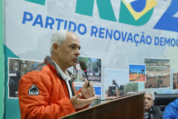 Com discurso crítico, PRD lança pré-candidatura de Júnior Teixeira