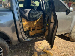 Força integrada prende casal com 1,2 mil quilos de maconha