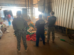 Com escolta do Exército, polícia incinera duas toneladas de drogas