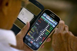 Ações chinesas recuam por proibição dos EUA a fabricantes de baterias