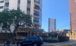 Bandidos invadem apartamento de Reinaldo Azambuja e levam joias