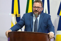 Laudir cobra atendimento de crianças com transtorno do espectro autista