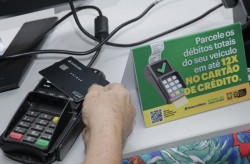 Detran-MS moderniza maquininhas e amplia opções de pagamento