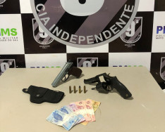 Com duas armas nas mãos, homem morre em abordagem policial no Estrela Porã