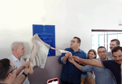 Alan Guedes entrega Centro Homeopático, fechado em 2017