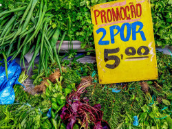 Real, 30 anos: população vê desafio em manter poder de compra