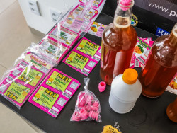 Homem de 56 anos é preso vendendo mel falsificado em rodovia