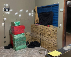 Três são presos com 853 quilos de maconha em entreposto do tráfico