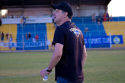 Técnico Rogério Henrique ganha reforços para jogos decisivos do Costa Rica