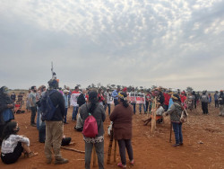 Em áudio, líder de invasão desiste de candidatura e diz que está com medo