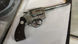Arma usada no crime (Imagem: Adilson Domingos)