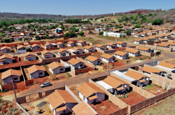 Governo anuncia construção de 186 casas em cidade da fronteira