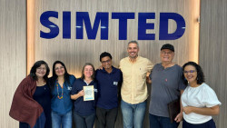 Tiago e Tetila abrem campanha em reunião professores no Simted