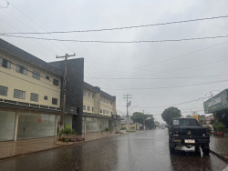 Chuva supera os 25 milímetros neste sábado em Dourados