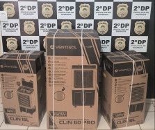 Funcionário é preso por furtar aparelhos de loja de móveis