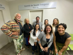 Delegacão francesa visita HU-UFGD para conhecer atendimento aos povos indígenas