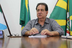 Candidato do PP usa fakenews sobre orçamento e Pacco desafia para debate