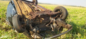 Homem morre após capotar carro e ser arremessado na MS-156