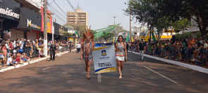 Desfile atrai 25 mil para a Marcelino Pires; veja as imagens