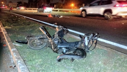 De moto na contramão, mulher bate em Toyota SW4 e morre neste domingo em Dourados