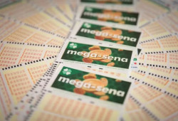 Mega-Sena acumula mais uma vez e prêmio vai a R$ 82 milhões
