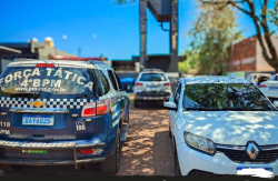 Sandero roubado no Rio de Janeiro é apreendido na linha internacional