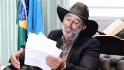 Juliano Ferro amplia vantagem na disputa pela Prefeitura de Ivinhema, indica pesquisa