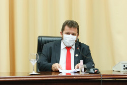 Laudir fecha semestre com seis novos projetos de lei e quase 200 proposiçõe