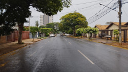 Após 19 dias de estiagem e calorão, Dourados tem 5 milímetros de chuva