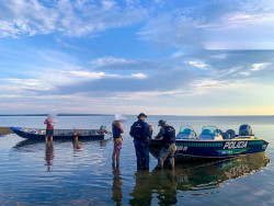 Polícia Ambiental prende homem por pesca predatória no Rio Amambai