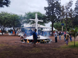 Cemitérios públicos de Dourados têm movimento intenso neste sábado