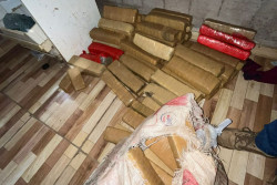 Polícia fecha entreposto de drogas em cidade da fronteira com Paraguai