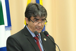 Juscelino Cabral quer anistiar multa que ele levou por descumprir lockdown