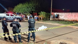 Homem é arrastado para fora de casa e assassinado a facadas em Itaporã