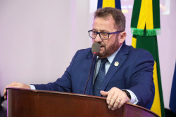 Laudir propõe lei para contratação de artistas locais em eventos culturais