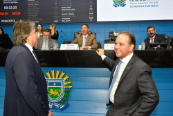 Após apelo de Gerson Claro, Coronel David desiste e Assembleia vai manter mesma diretoria