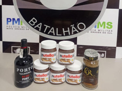Produtos somaram R$ 382, segundo consta no boletim de ocorrência (Foto: Divulgação/PM)