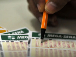 Mega-Sena acumula e irá sortear prêmio de R$ 18 milhões