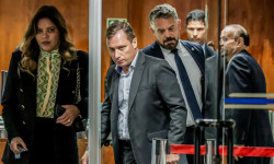 Moraes mantém delação de Mauro Cid sob sigilo