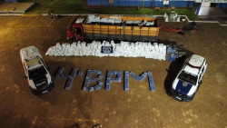Polícia Militar apreende 8,1 toneladas de maconha na fronteira