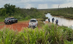 Adulto e dois adolescentes são acusados de matar homem para roubar moto e celular