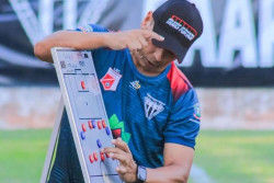 Naviraiense anuncia Fernando Lopes como técnico para o Campeonato Estadual