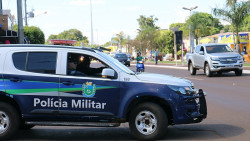 Motociclista de 14 anos é apreendido após bater em muro durante fuga
