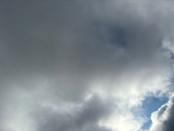 Chuva continua e máxima chega aos 28ºC nesta terça-feira em Dourados