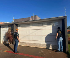 Polícia sequestra veículos e contas de investigado por fraude no transporte de grãos