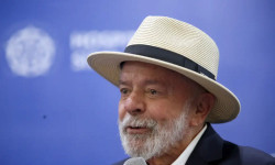 Lula passa por exames e é liberado para voltar a Brasília